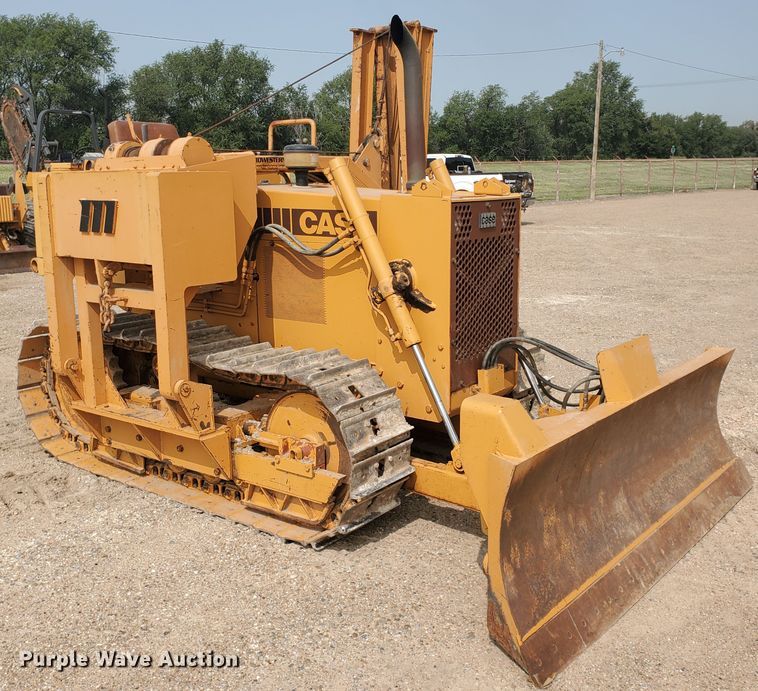 image for item DF5735 1983 Case 450B  pipelayer