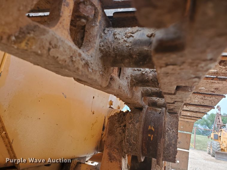 image for item DF5735 1983 Case 450B  pipelayer