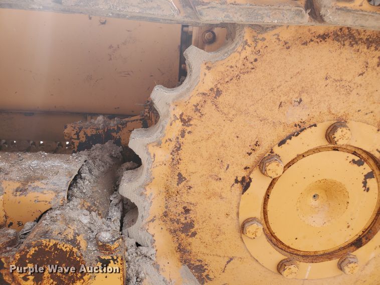 image for item DF5735 1983 Case 450B  pipelayer