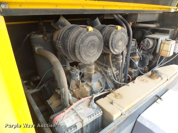 image for item DF5738 2005 Atlas Copco XAS186  air compressor