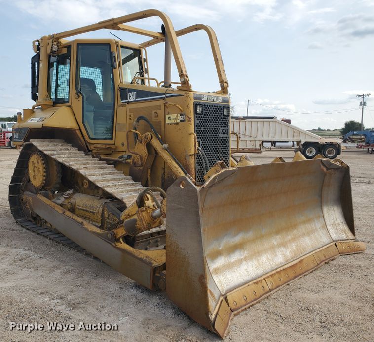 image for item DF5739 2006 Caterpillar D6N XL  dozer