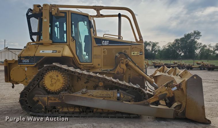 image for item DF5739 2006 Caterpillar D6N XL  dozer