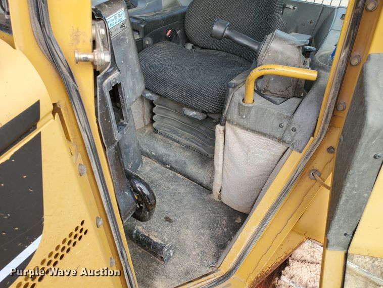 image for item DF5739 2006 Caterpillar D6N XL  dozer