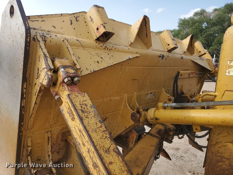 image for item DF5739 2006 Caterpillar D6N XL  dozer
