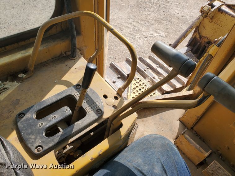 image for item DF5741 1987 Caterpillar D5H  dozer