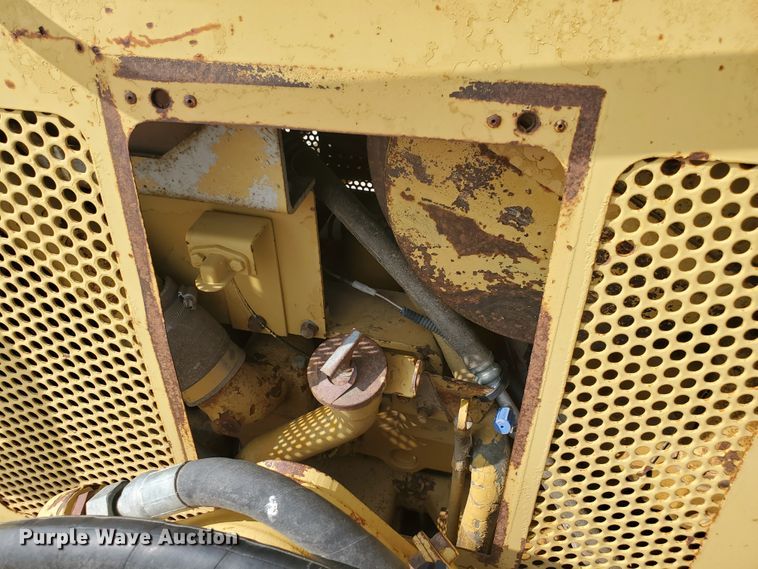 image for item DF5741 1987 Caterpillar D5H  dozer