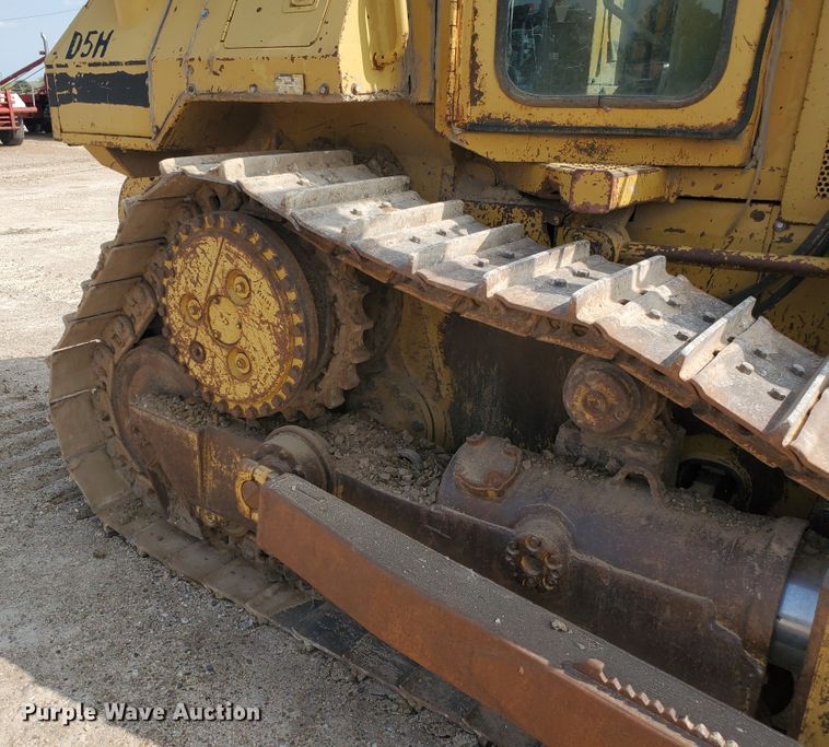 image for item DF5741 1987 Caterpillar D5H  dozer