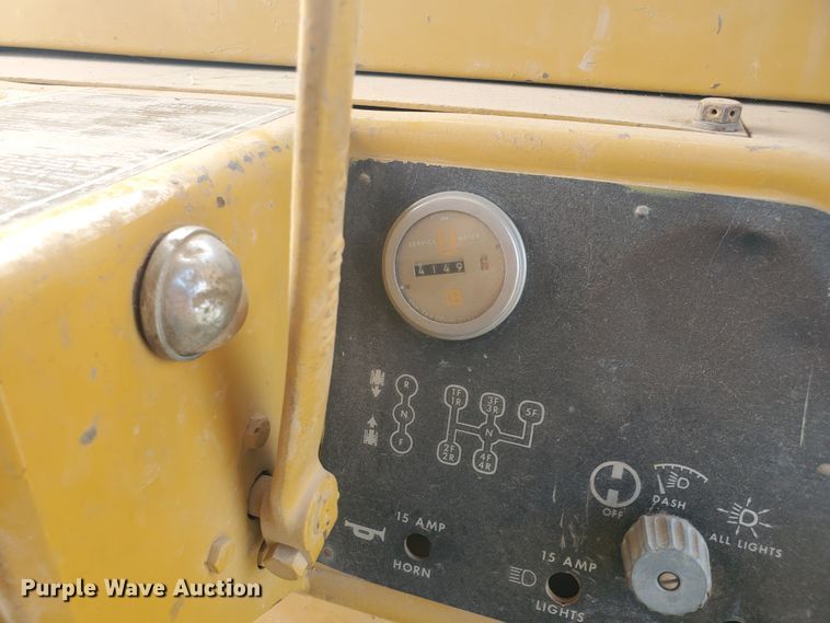 image for item DF5742 1978 Caterpillar D5B  dozer