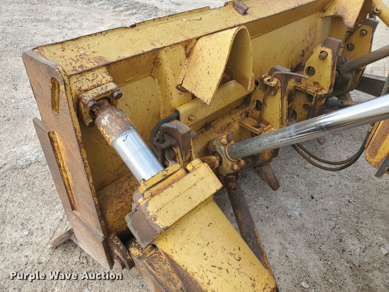 image for item DF5742 1978 Caterpillar D5B  dozer