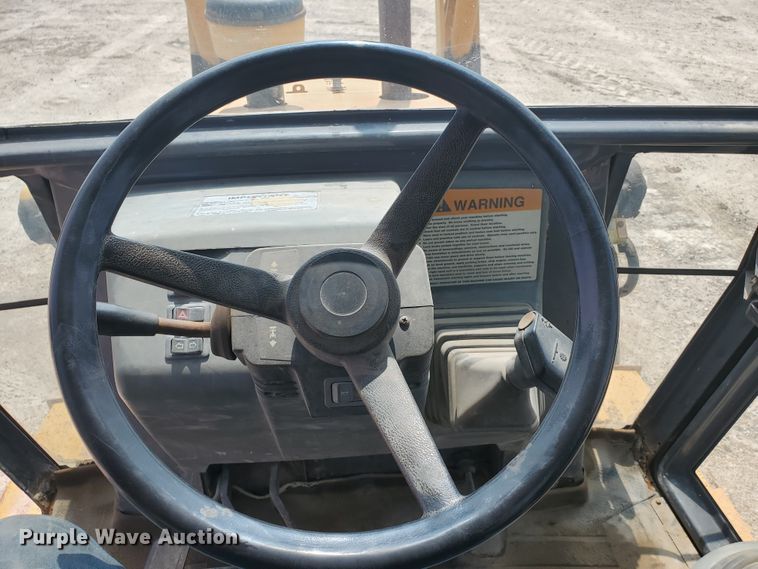 image for item DF5753 1995 Case 580L  backhoe