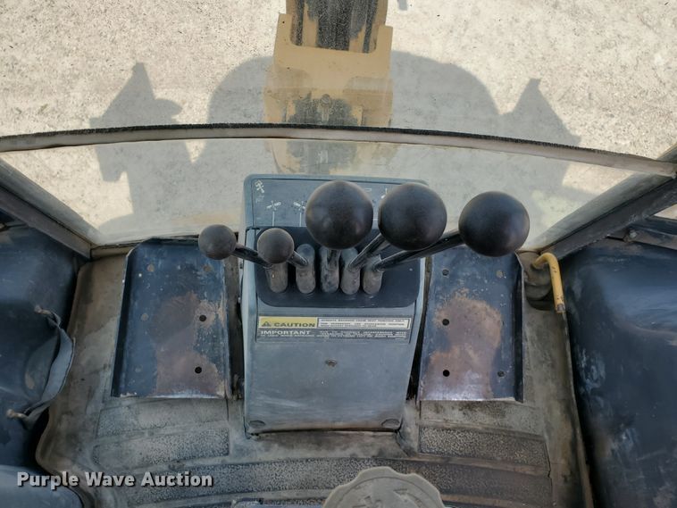 image for item DF5753 1995 Case 580L  backhoe