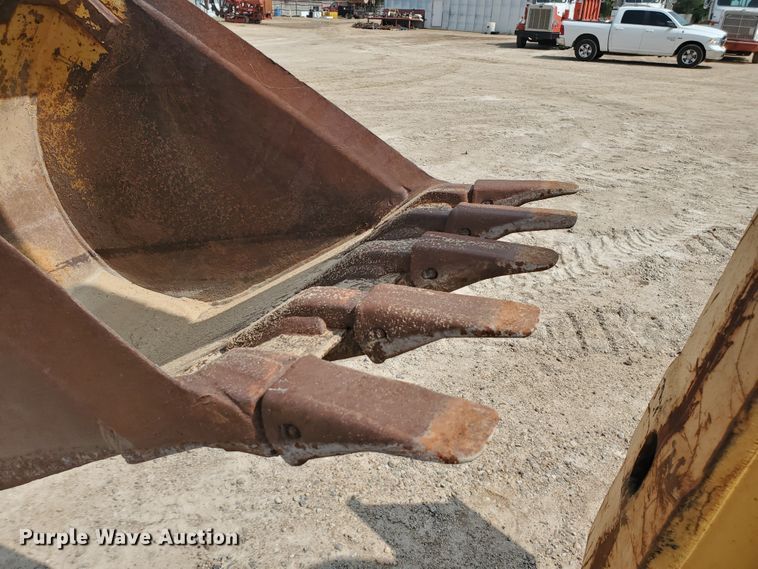 image for item DF5753 1995 Case 580L  backhoe