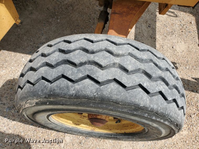 image for item DF5753 1995 Case 580L  backhoe