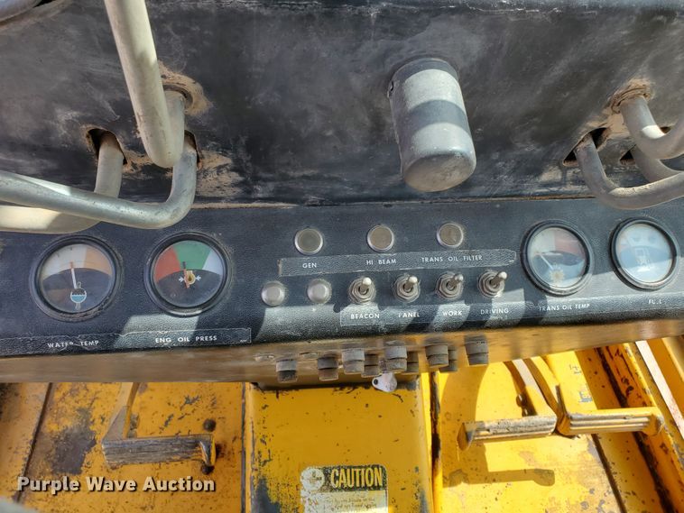 image for item DF5754 John Deere 570  motor grader