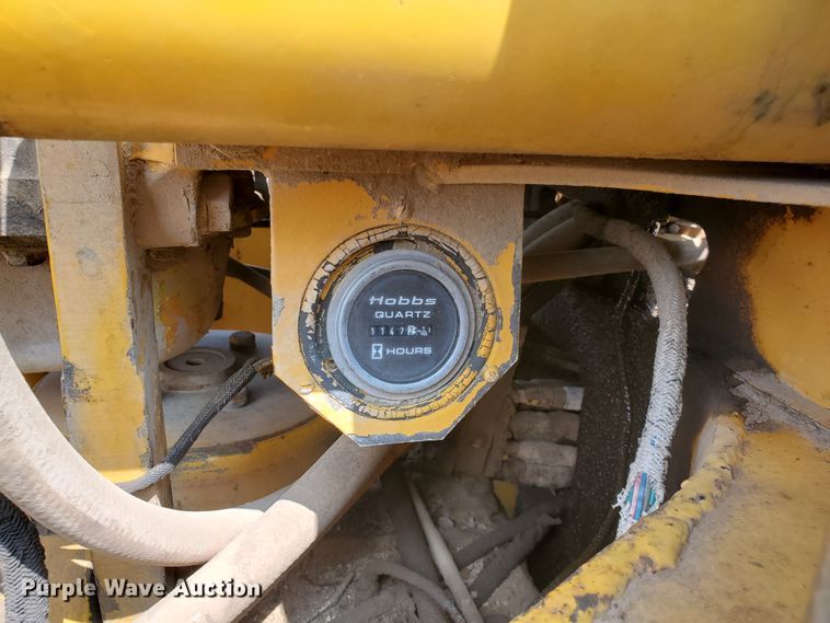 image for item DF5754 John Deere 570  motor grader