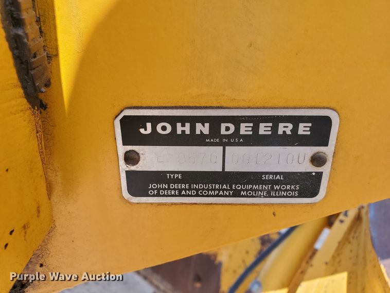 image for item DF5754 John Deere 570  motor grader