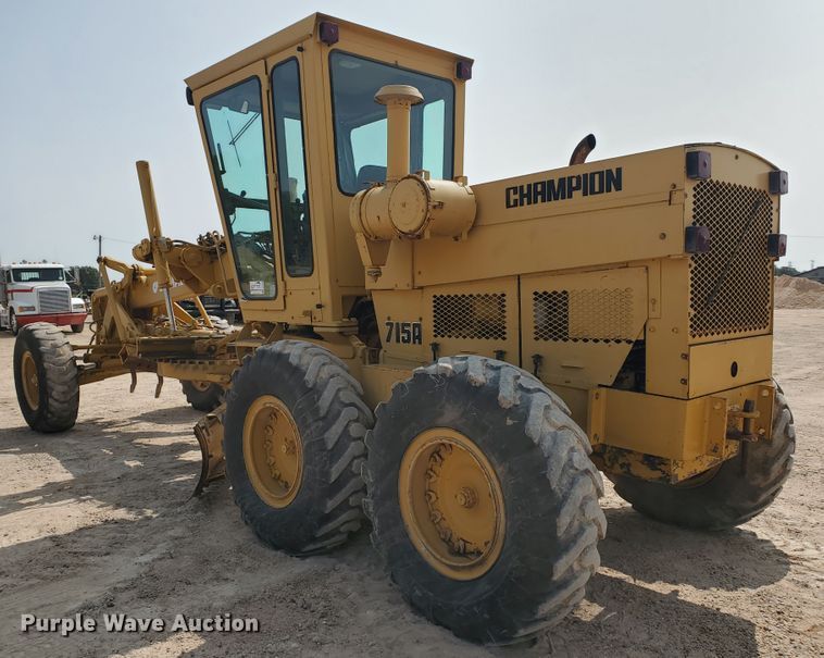 image for item DF5755 1984 Champion 715A  motor grader