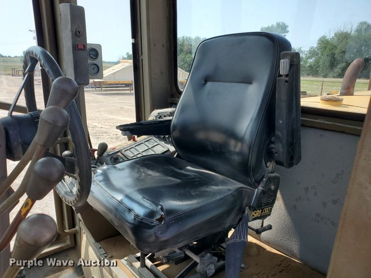 image for item DF5755 1984 Champion 715A  motor grader