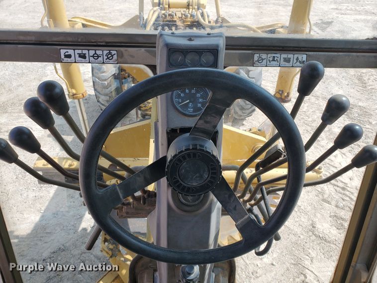 image for item DF5755 1984 Champion 715A  motor grader