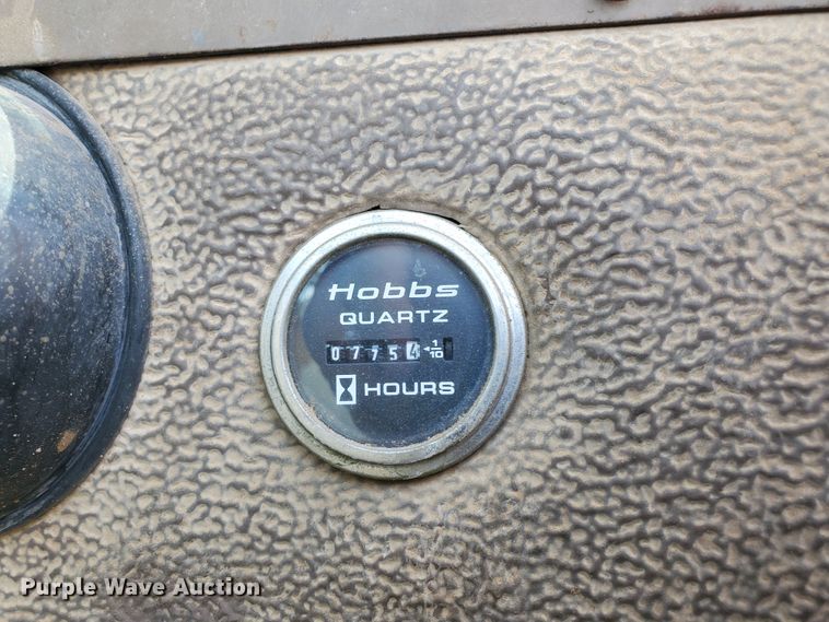 image for item DF5755 1984 Champion 715A  motor grader