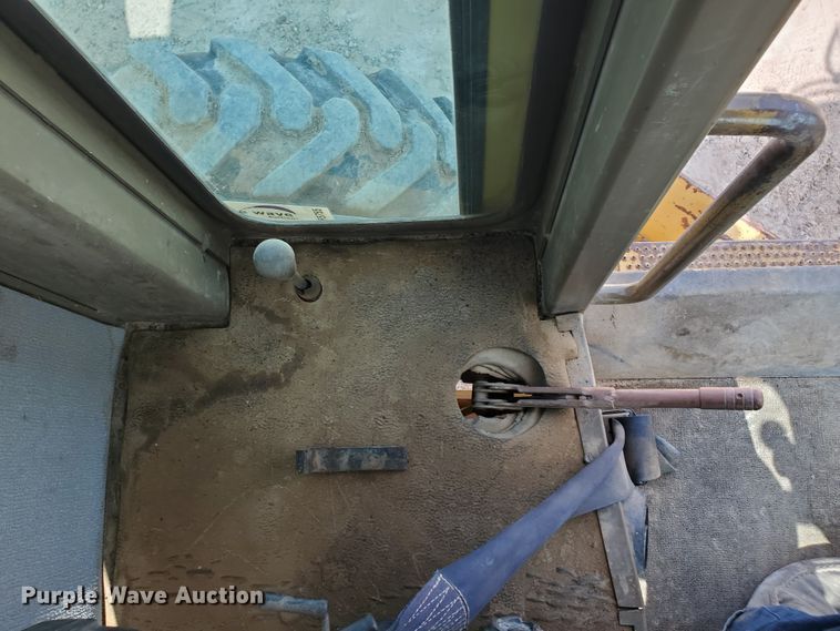 image for item DF5755 1984 Champion 715A  motor grader