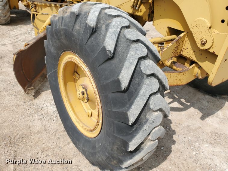 image for item DF5755 1984 Champion 715A  motor grader