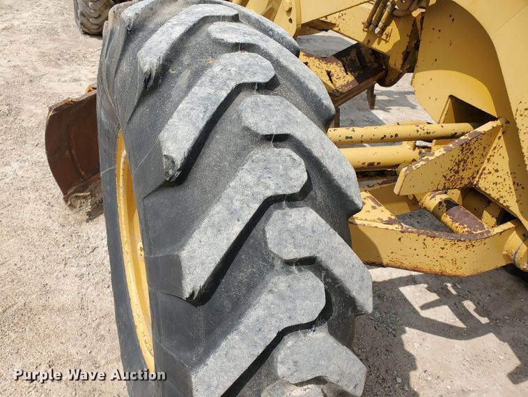 image for item DF5755 1984 Champion 715A  motor grader