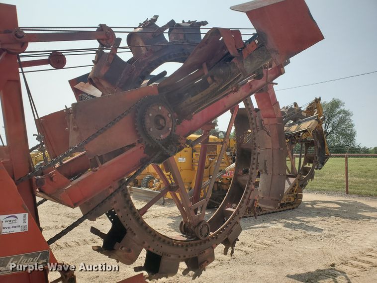 image for item DF5756 Cleveland 110  bucket wheel trencher