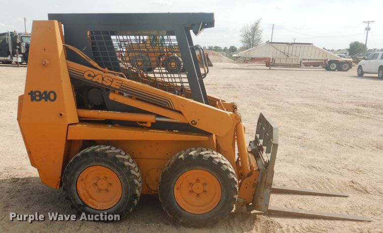 image for item DJ1075 1995 Case 1840  skid steer loader