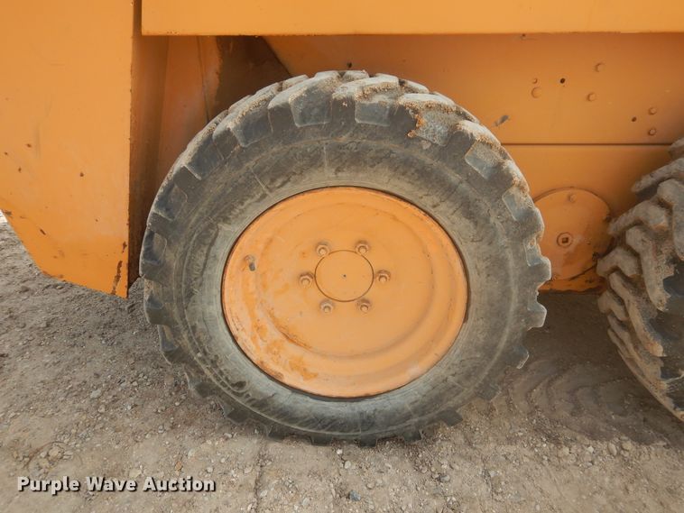 image for item DJ1075 1995 Case 1840  skid steer loader