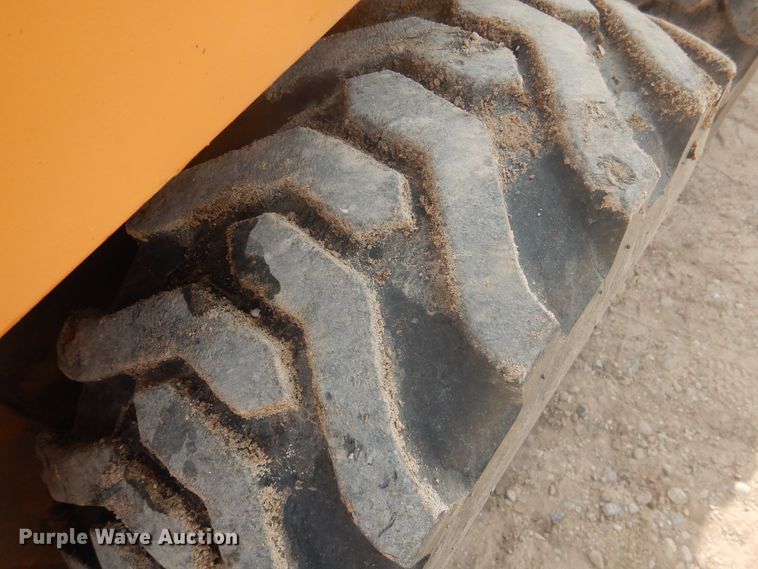 image for item DJ1075 1995 Case 1840  skid steer loader