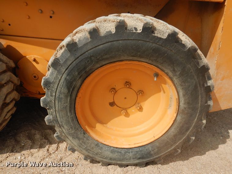 image for item DJ1075 1995 Case 1840  skid steer loader