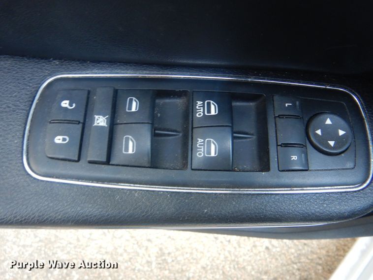 image for item AE9726 2011 Dodge Charger Police