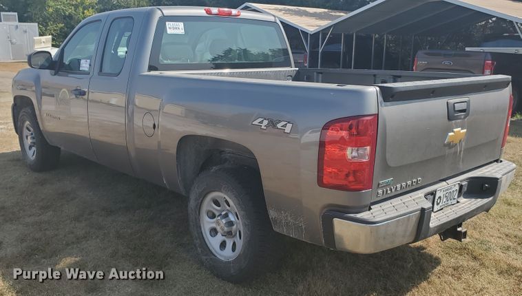 image for item DF5796 2012 Chevrolet Silverado 1500  Ext. Cab pickup truck