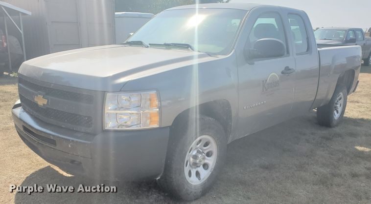 image for item DF5796 2012 Chevrolet Silverado 1500  Ext. Cab pickup truck