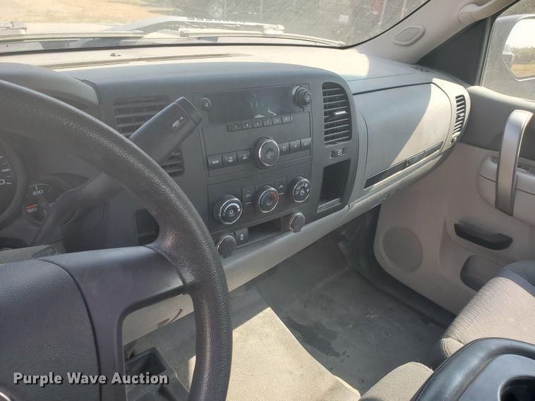 image for item DF5796 2012 Chevrolet Silverado 1500  Ext. Cab pickup truck