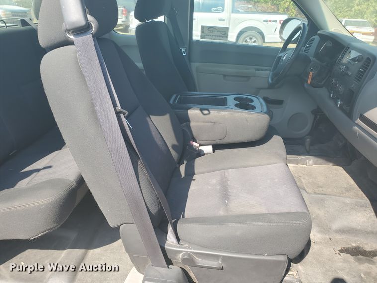 image for item DF5796 2012 Chevrolet Silverado 1500  Ext. Cab pickup truck