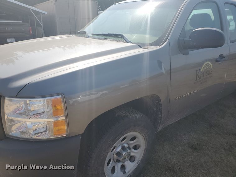 image for item DF5796 2012 Chevrolet Silverado 1500  Ext. Cab pickup truck