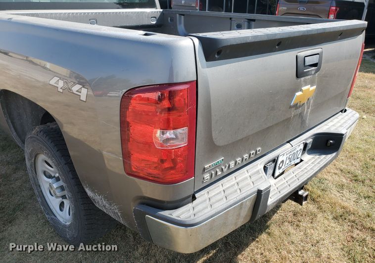 image for item DF5796 2012 Chevrolet Silverado 1500  Ext. Cab pickup truck