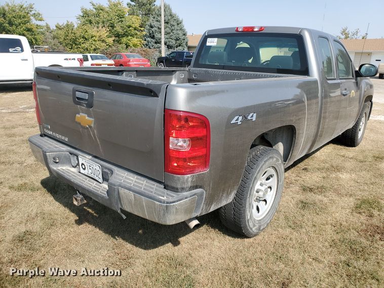 image for item DF5796 2012 Chevrolet Silverado 1500  Ext. Cab pickup truck
