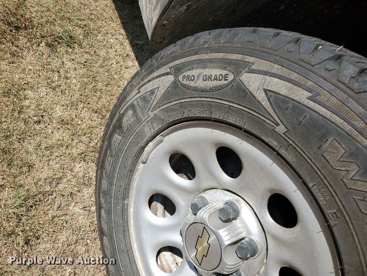 image for item DF5796 2012 Chevrolet Silverado 1500  Ext. Cab pickup truck