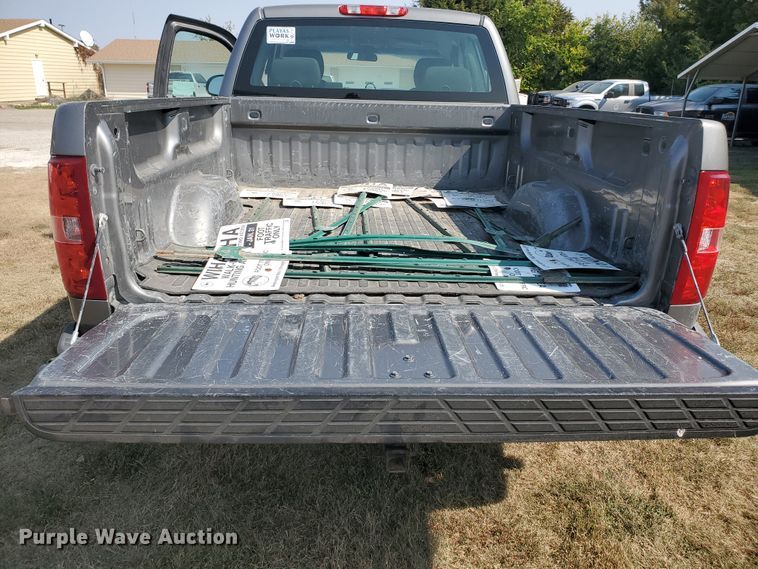 image for item DF5796 2012 Chevrolet Silverado 1500  Ext. Cab pickup truck