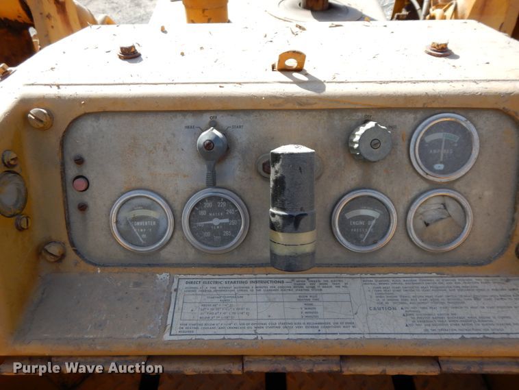 image for item DG6958 1969 Caterpillar 941  track loader