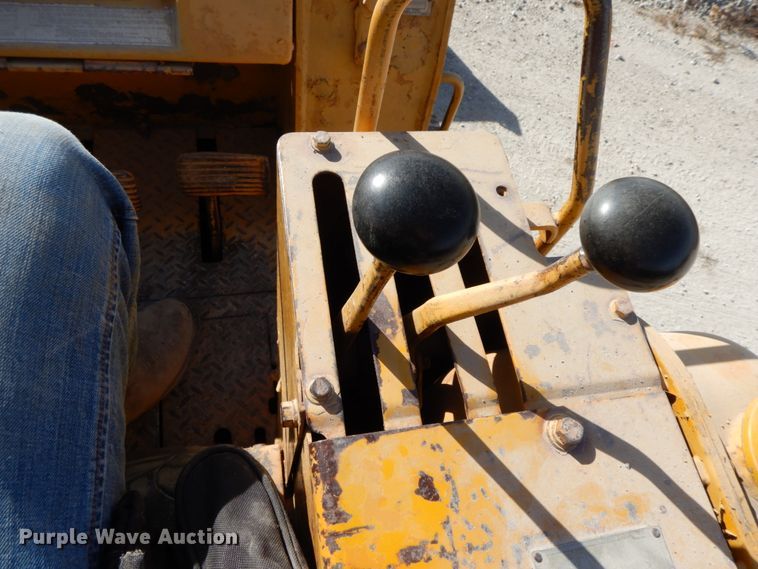 image for item DG6958 1969 Caterpillar 941  track loader