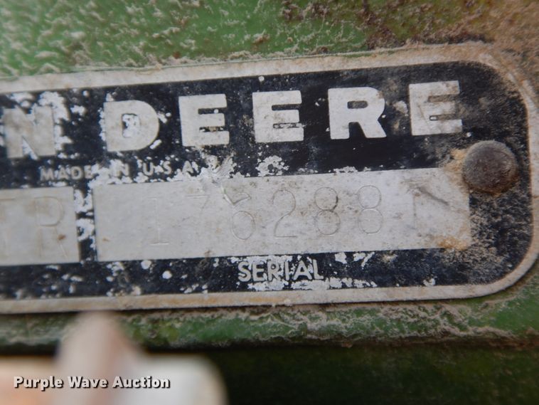 image for item DG6959 John Deere 1520  tractor