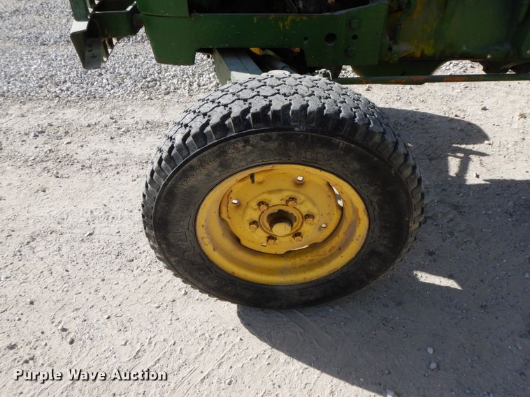 image for item DG6959 John Deere 1520  tractor