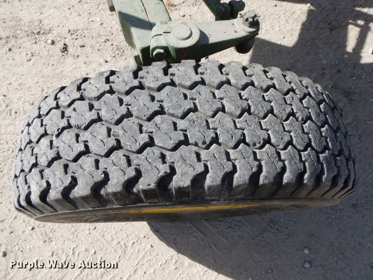 image for item DG6959 John Deere 1520  tractor