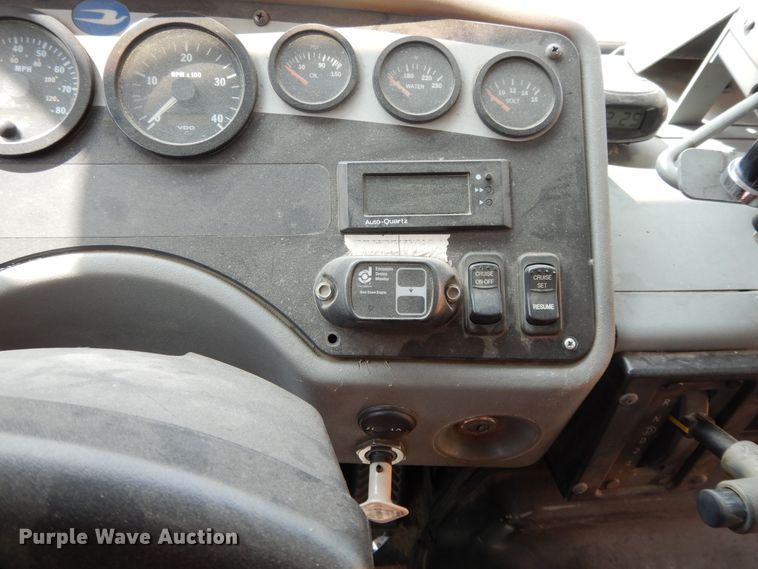 image for item DH0028 2005 Blue Bird  school bus