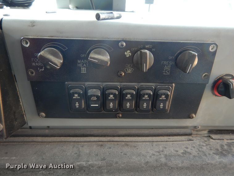 image for item DH0028 2005 Blue Bird  school bus