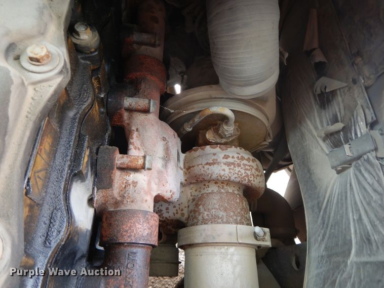 image for item DH0028 2005 Blue Bird  school bus